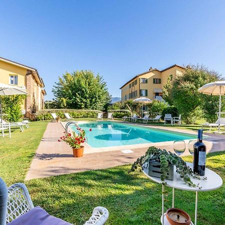 Villa Gabriella Apartments Лукка Экстерьер фото