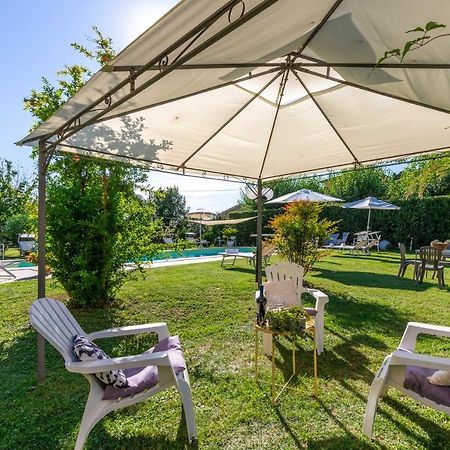 Villa Gabriella Apartments Лукка Экстерьер фото
